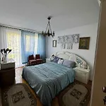 Сasa de vacaciones Stylish 4br Artist's With Garden- District By Avalon Atelier *