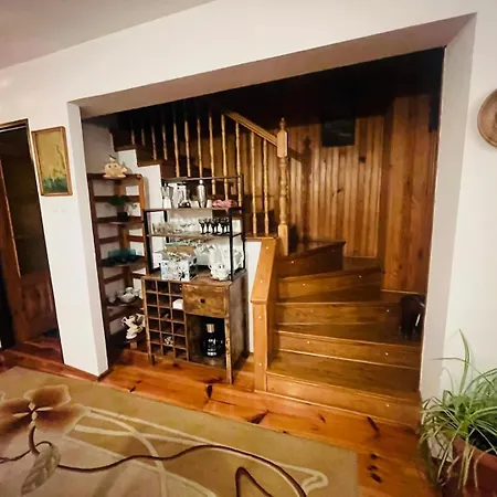 Stylish 4br Artist's With Garden- District Гданьск